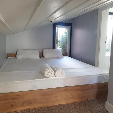 Klein Cihangir Pera Otel 4*