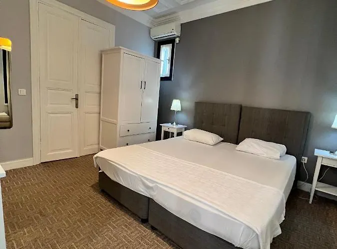 Klein Cihangir Pera 4*