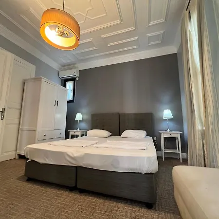 Klein Cihangir Pera 4* イスタンブール