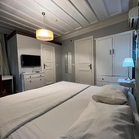 Klein Cihangir Pera Istambul