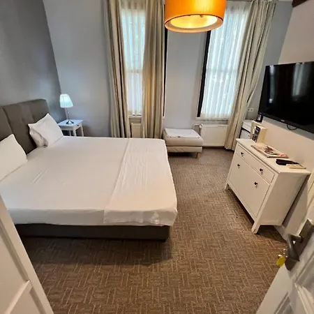 Klein Cihangir Pera ホテル 4*