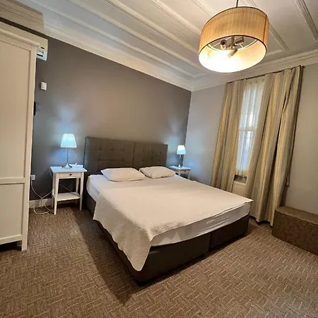 Klein Cihangir Pera 4*